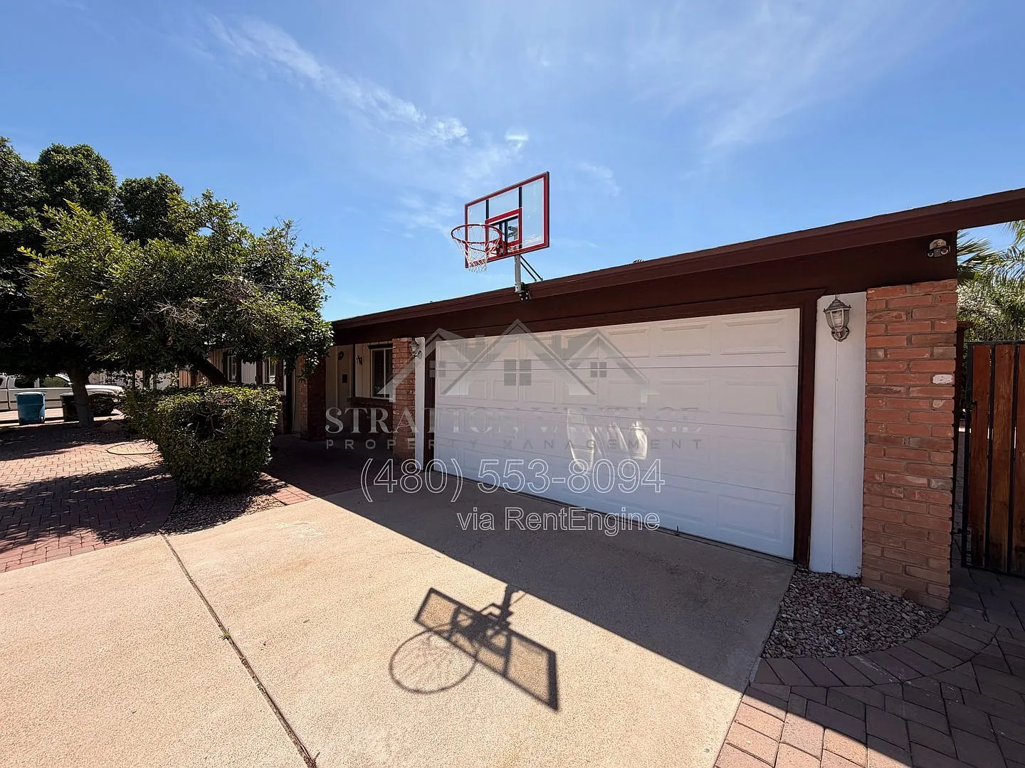 4 bed, 2.0 bath, 2276 sqft, $2,795 — Photo 2