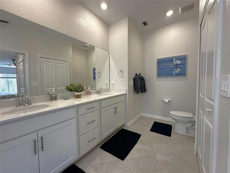 14231 Heritage Landing Blvd #1928 — Photo 16