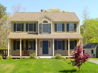18 J Braden Thompson Rd, Forestdale, MA 02644
