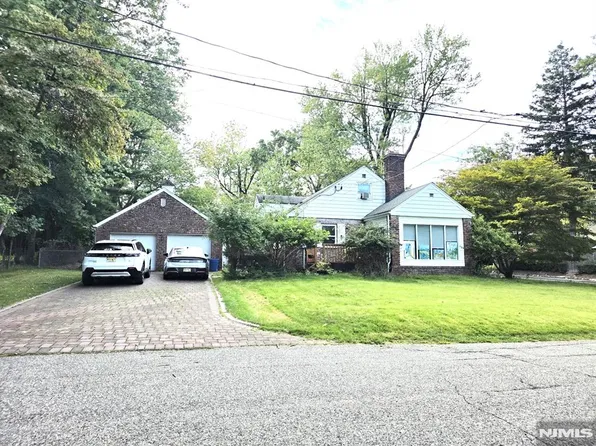 42 Madison, Haworth, NJ 07641