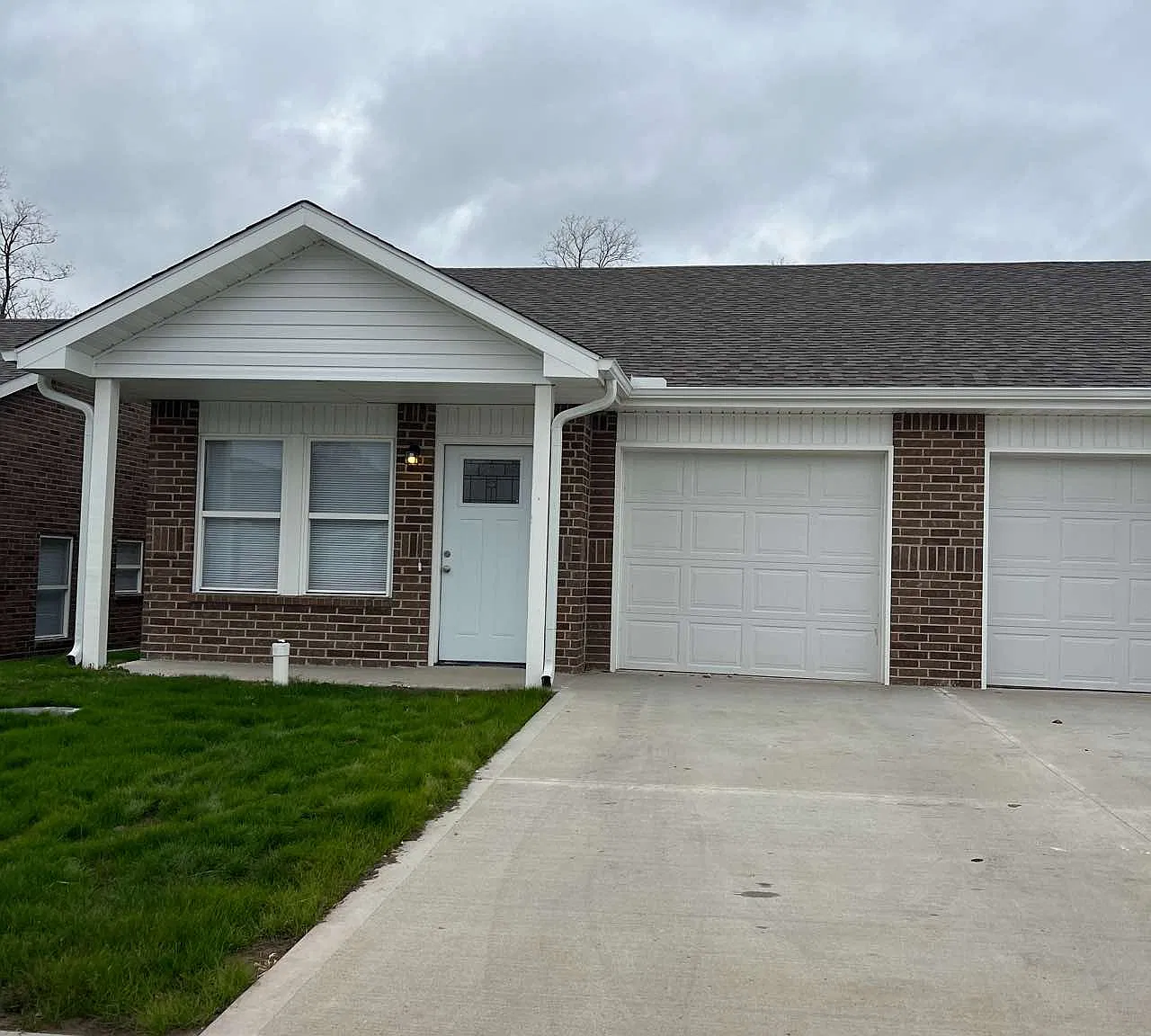 136 SW 145 Rd - A — Photo 1