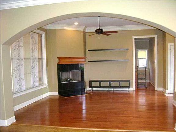 2nd image of 112 Country Village Dr