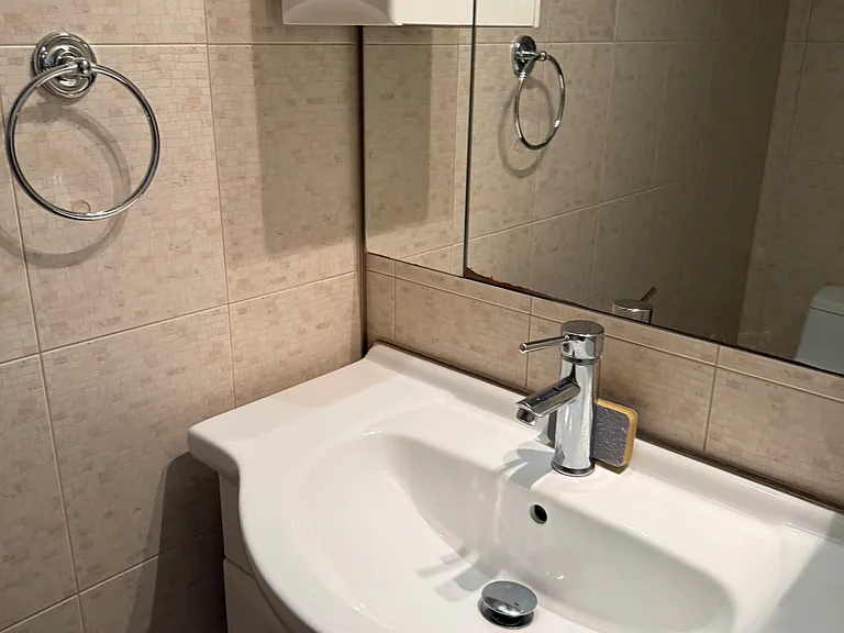 155 Liberty Dr — Photo 31