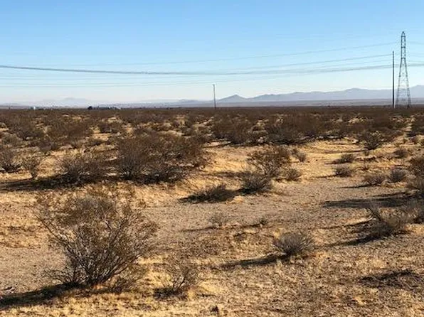 Mount Vernon Ave, Adelanto, CA 92301