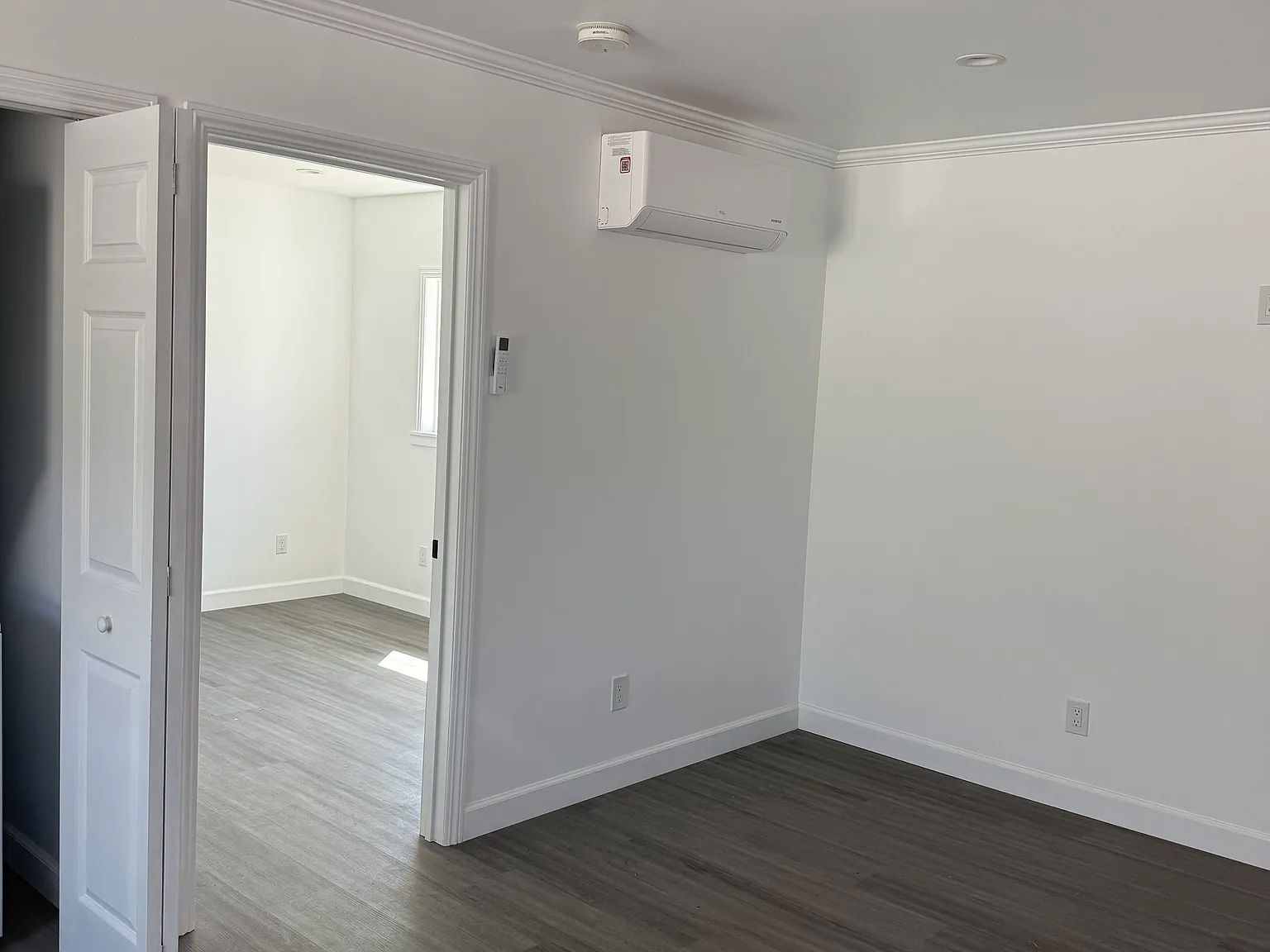 1 bed, 500 sqft, $2,000 — Photo 3