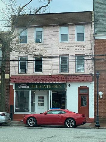 2nd image of 65 Audrey Ave