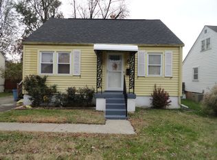 2702 Parklawn Dr, Louisville, KY 40217