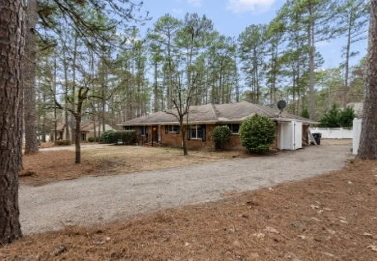 530 Hill Rd — Photo 3