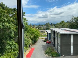 12037 Des Moines Memorial Dr S, Seattle, WA 98168