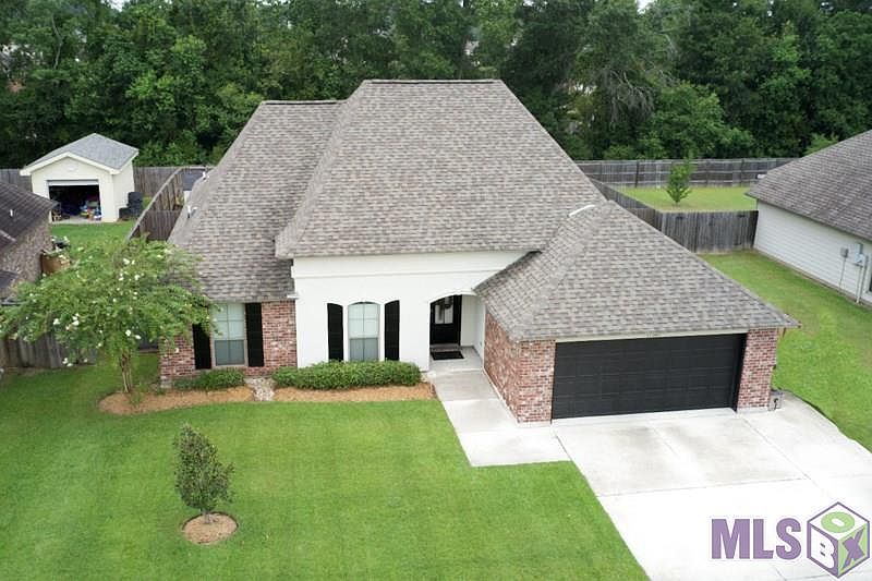 1st image of 17367 Stonewood Dr