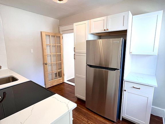 3rd image of 1899 Hertel Ave APT 2