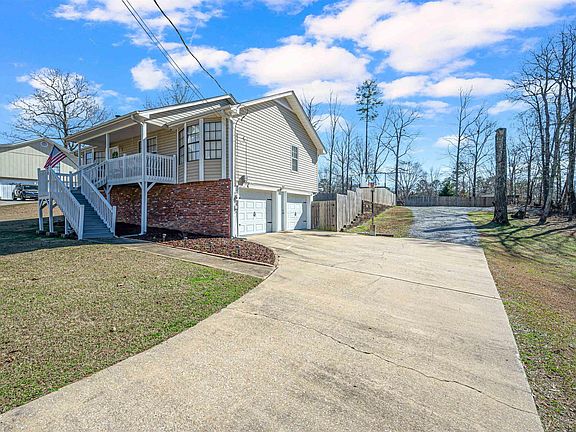 3rd image of 5557 Melissa Dr