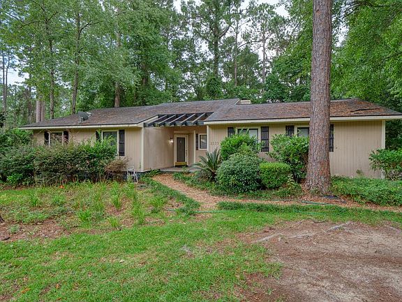 2nd image of 2119 Northwood Cir