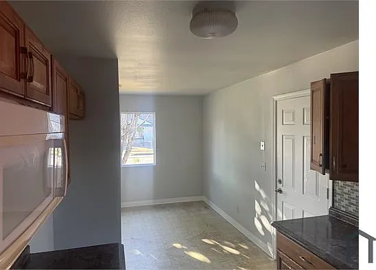 270 Beech St — Photo 7