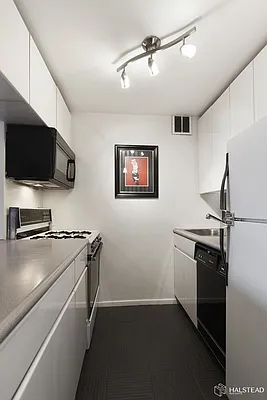 Rented by Halstead Real Estate | media 14