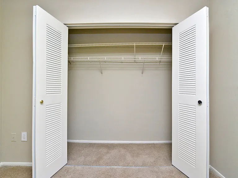 Fairway View Apartments — Photo 3