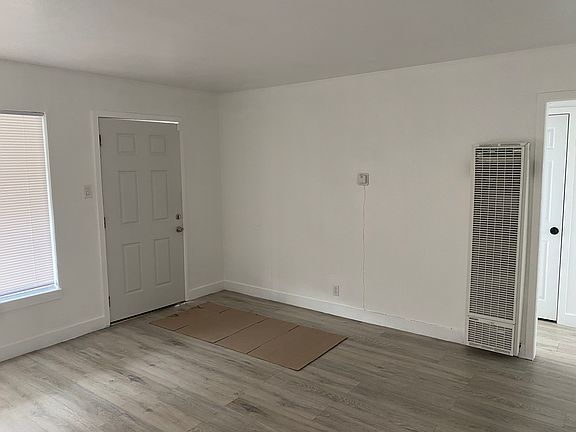 4th image of 312-314 Maxine Ave