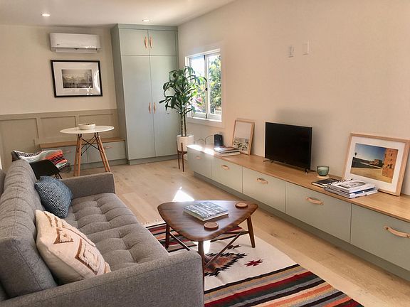 4th image of 1420 Fairbanks Pl #3