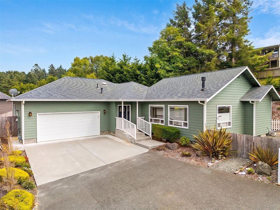 1st image of 46 Blue Spruce Dr