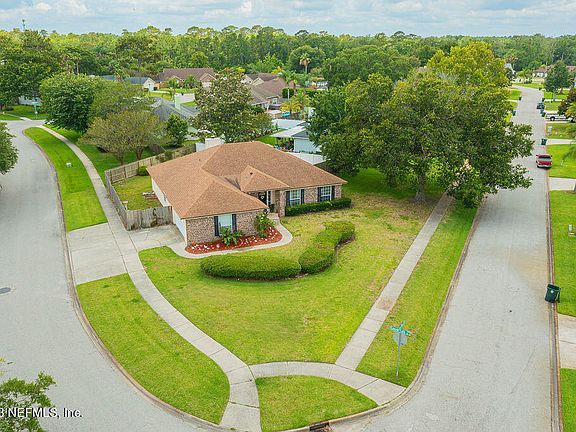 3rd image of 14144 W WAVERLY FALLS Lane