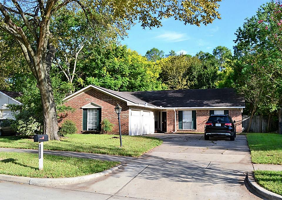 1st image of 12026 Stroud Dr