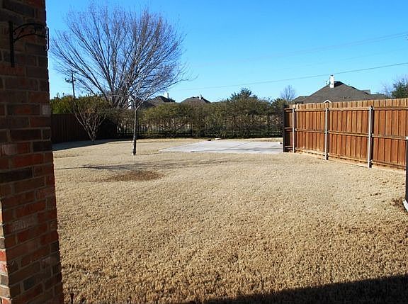 4th image of 8202 Bridgewater Dr