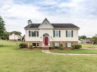 369 Central Rd, Clemmons, NC 27012