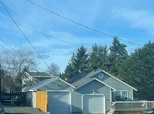 920 E Blair Ave, Sequim, WA