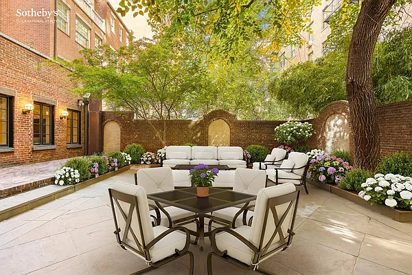 街 Closed: 163 East 78th Street, Upper East Side, NYC, ID