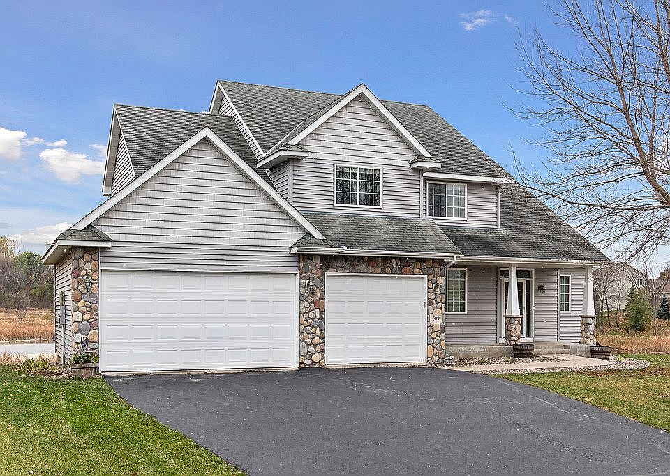 1st image of 509 Bluff Heights Dr