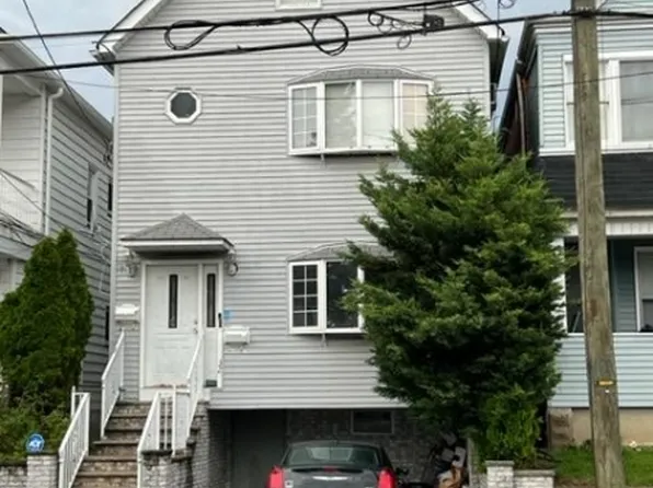 32 E Clifton Ave, Clifton City, NJ 07011