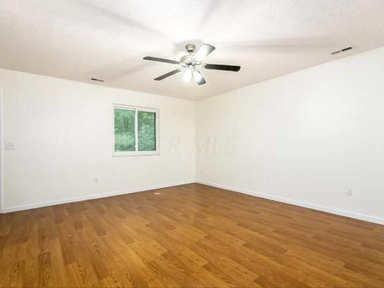 3245 Summerdale Ln — Photo 6