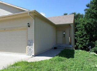 119 Quail Ct, Saint George, KS 66535