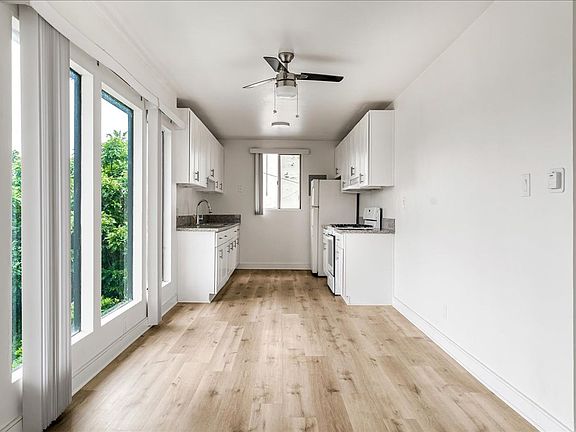 5th image of 3905 S Stevely Ave #21