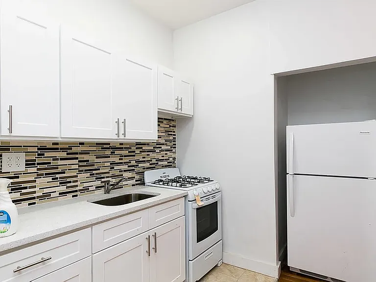 148 Hancock St #2B — Photo 3