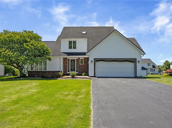 131 Windmill Trl, Rochester, NY 14624
