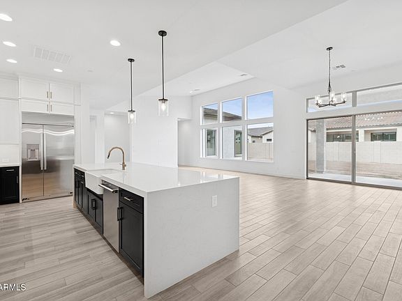 5th image of 18138 E CREOSOTE Lane