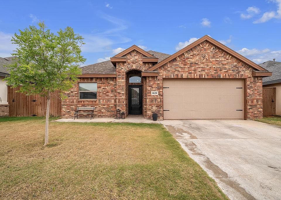 1st image of 8628 La Jolla Dr