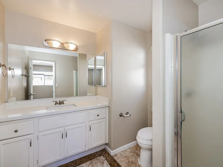 2306 Hollow Oak Ave — Photo 11