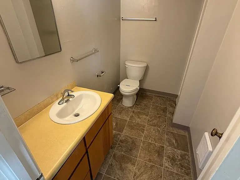 3003 NW Harrison Blvd #1 — Photo 5
