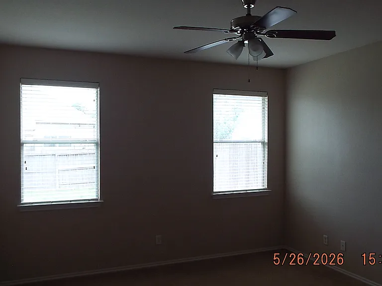 2064 Dove Crossing Dr — Photo 8