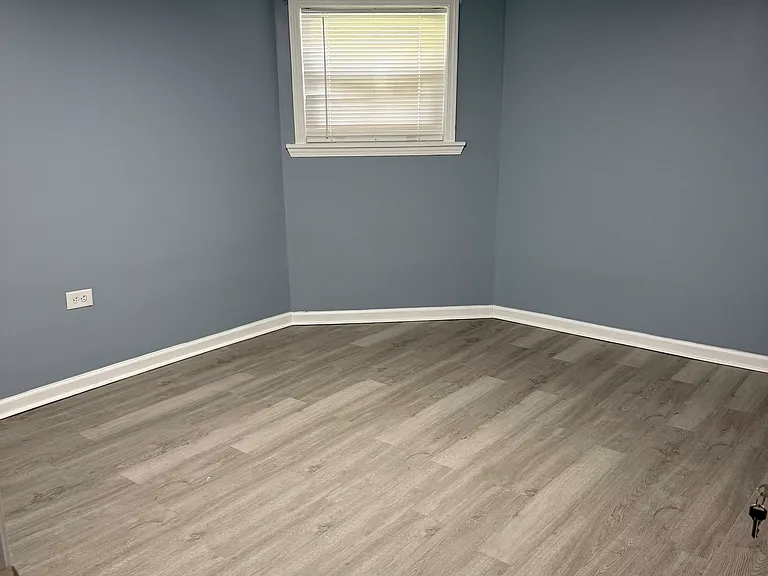 172 N La Crosse Ave #BASEMENT — Photo 6