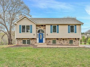 1087 Old Dominion Ct, Moneta, VA 24121
