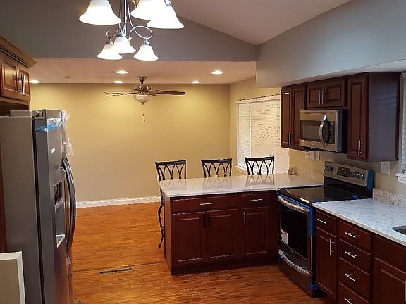 5th image of 2525 Alvarado Dr