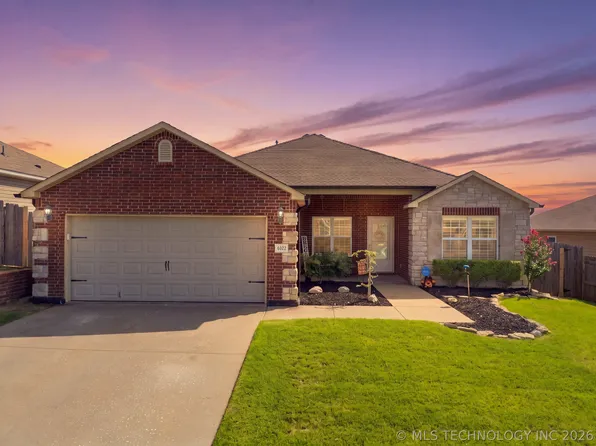 6022 E 148th St S, Bixby, OK 74008