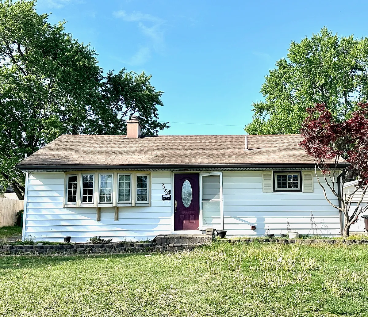 Building Photo - 2381 Ghent Ave