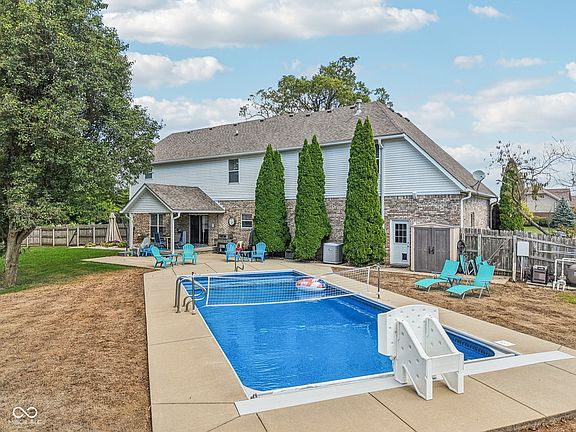 3rd image of 11733 Schmitt Cir