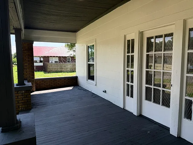 712 McMillon Ave SW — Photo 4