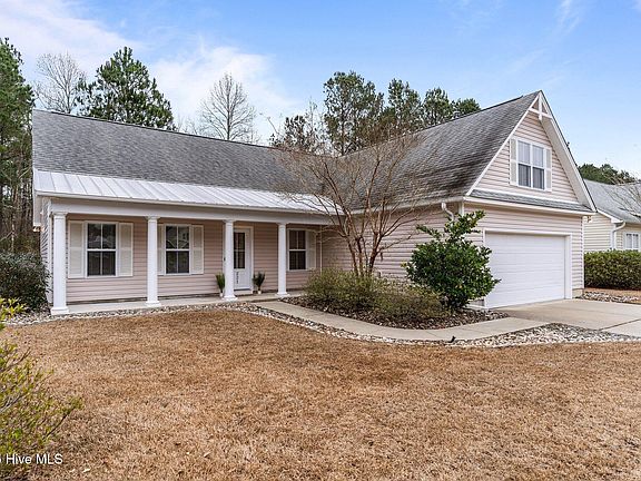 3rd image of 221 Bimini Drive