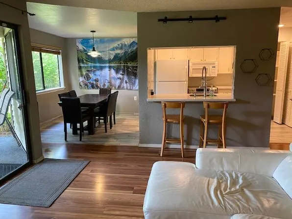 830 Kirkland Way, Kirkland, WA